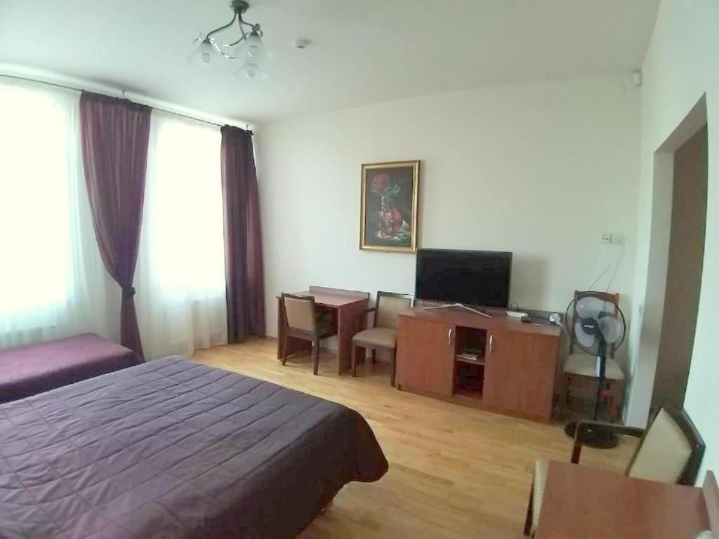 Pas Stefa Hotel Telšiai Buitenkant foto